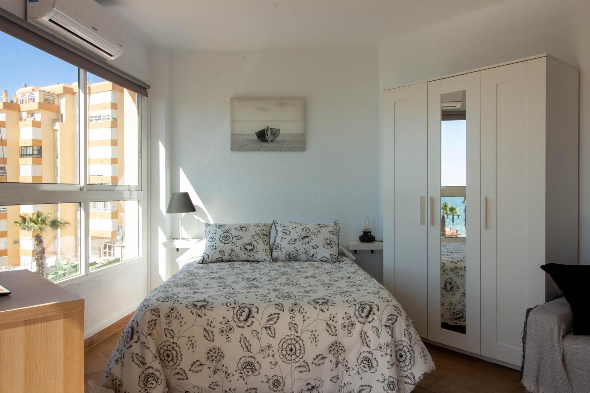 Апартаменты Ruselo 308. Loft En Paseo Maritimo De Torrox Costa Экстерьер фото