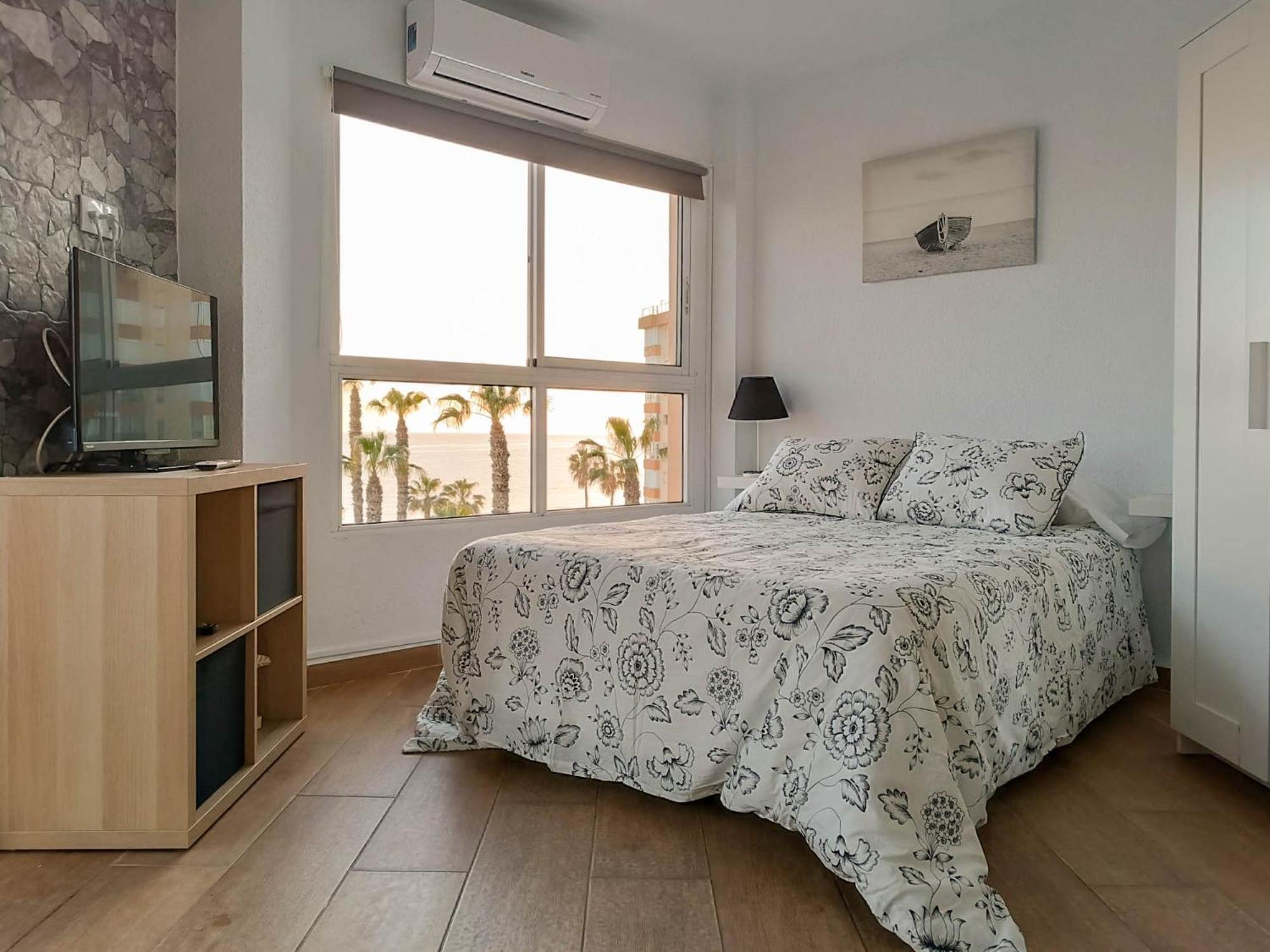 Апартаменты Ruselo 308. Loft En Paseo Maritimo De Torrox Costa Экстерьер фото