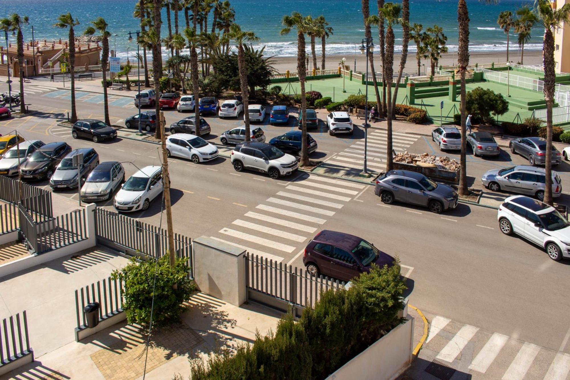 Апартаменты Ruselo 308. Loft En Paseo Maritimo De Torrox Costa Экстерьер фото